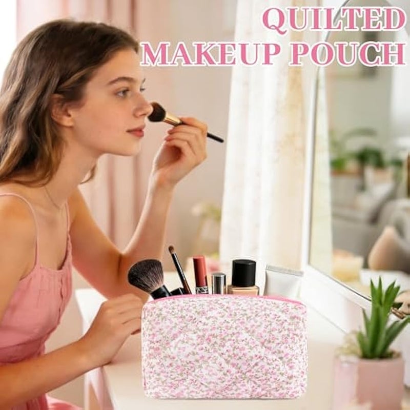 يورسكيتووس شنطة مكياج مبطنة صغيرة لطيفة، شنطة مستحضرات تجميل منتفخة من القطن، منظم مكياج كوكيت للسفر، شنطة مكياج جمالية محمولة بسحاب لتخزين ادوات الزينة للنساء والفتيات المراهقات والاطفال (بينك) - Image 2